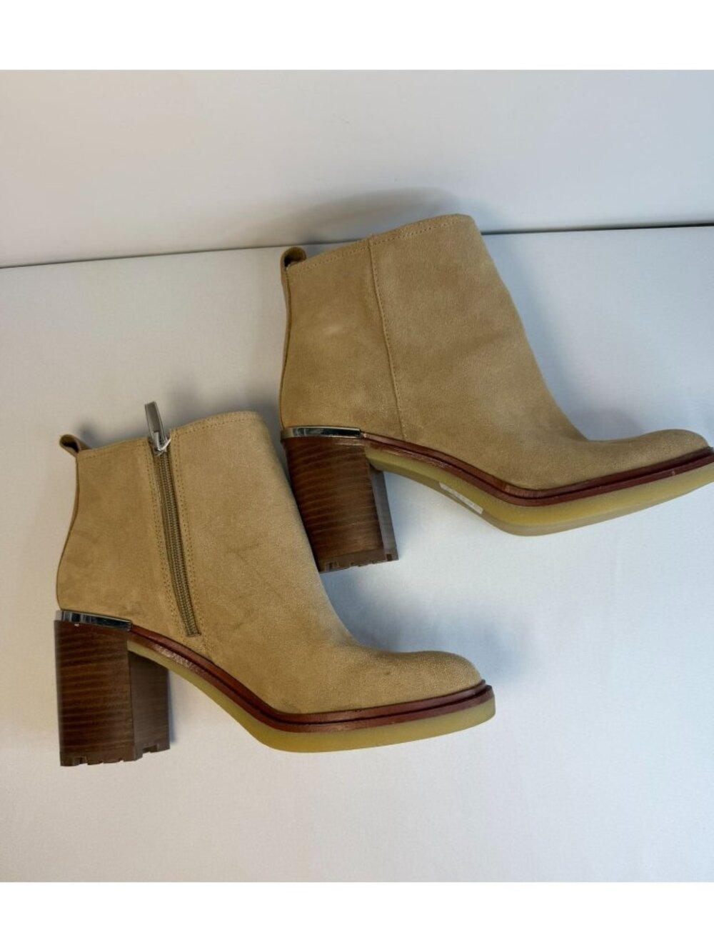 Vince Camuto Gorgan Women Size 9M Taupe Leather Ankle Block Heel Casual Boots - Picture 7 of 14
